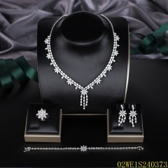 Blossom CS Jewelry 925 Silver White Cubic Zirconia Floral Tassel V Bridal 4Pcs Jewelry Set