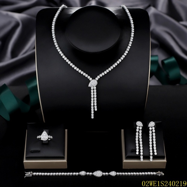 Blossom CS Jewelry 925 Silver White Cubic Zirconia Teardrop Tassel Lariat Bridal 4Pcs Jewelry Set