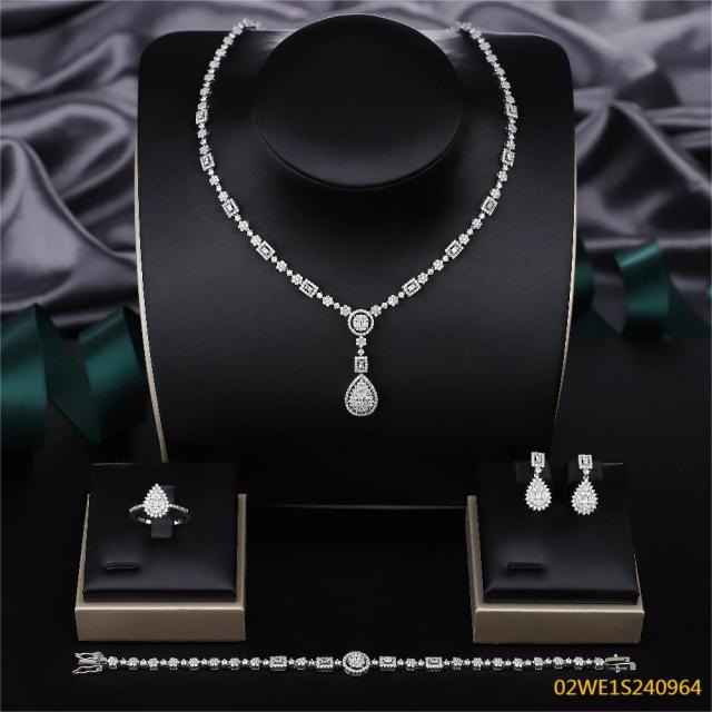 Blossom CS Jewelry 925 Silver Teardrop Halo Cubic Zirconia Bridal 4Pcs Jewelry Set