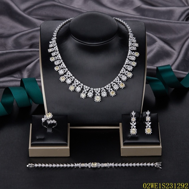 Blossom CS Jewelry 925 Silver Yellow & White Cubic Zirconia Floral Collar Bridal 4Pcs Jewelry Set