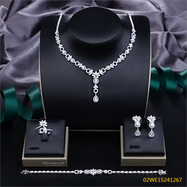 Blossom CS Jewelry 925 Silver Floral Teardrop Drop Y Shape Cubic Zirconia Bridal 4Pcs Jewelry Set