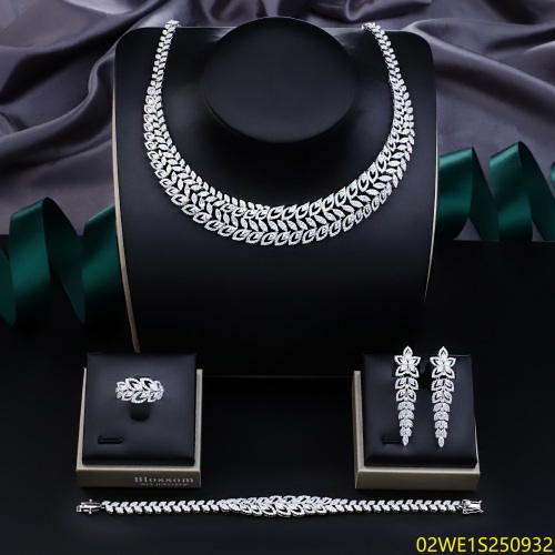 Blossom CS Jewelry 925 Silver Leaf Marquise Cubic Zirconia Bib 4Pcs Bridal Jewelry Set