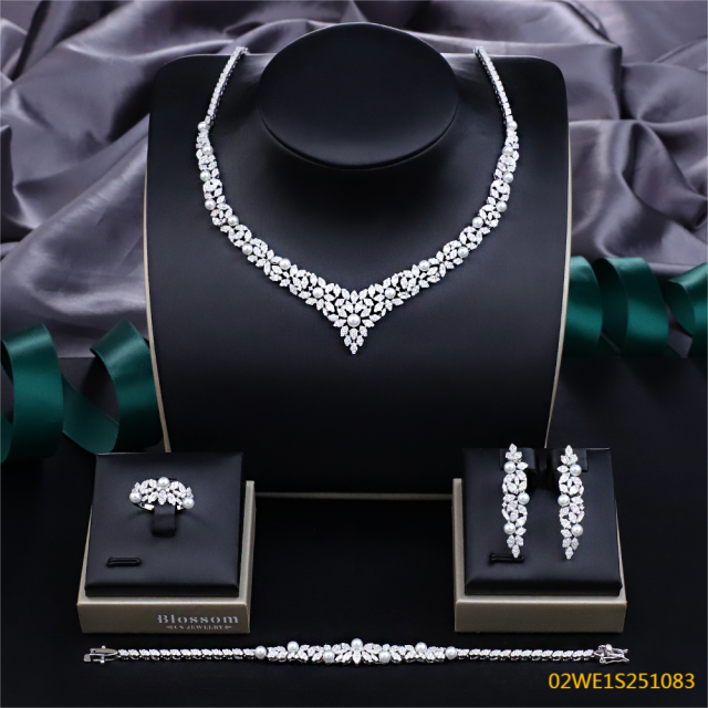 Blossom CS Jewelry 925 Silver Pearl & Cubic Zirconia V Shape 4Pcs Bridal Jewelry Set