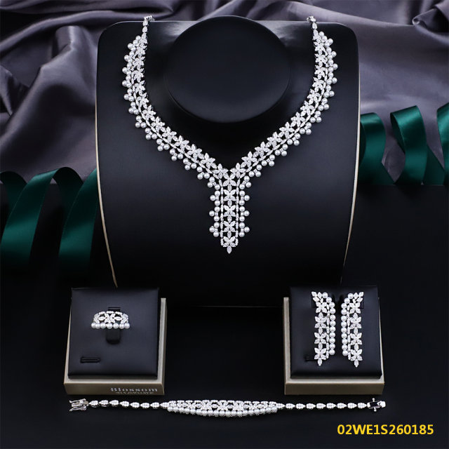 Blossom CS Jewelry 925 Silver Floral Marquise Cubic Zirconia With Pearl Accent V Y Drop 4Pcs Bridal Jewelry Set Wholesale