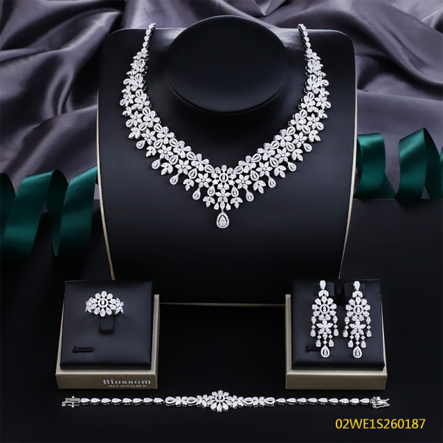 Blossom CS Jewelry 925 Silver Teardrop Floral Cluster Cubic Zirconia V Collar 4Pcs Bridal Jewelry Set Wholesale
