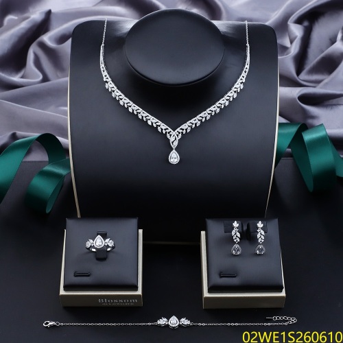 Blossom CS Jewelry 925 Silver Marquise & Teardrop Cubic Zirconia V Shape 4Pcs Bridal Jewelry Set Wholesale