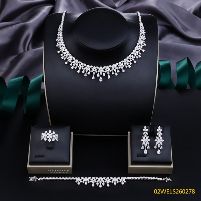 Blossom CS Jewelry 925 Silver Teardrop Floral Cluster Cubic Zirconia Collar 4Pcs Bridal Jewelry Set Wholesale