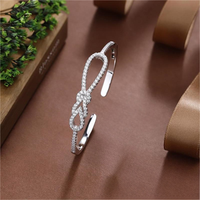 Blossom CS Jewelry 925 Silver Bangle Infinity Knot Pave Zirconia Open Style For Women Party