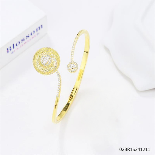 Blossom CS Jewelry 925 Sterling Silver Gold‑Plated Hinged Bangle,Wire‑Wound Spiral Cubic Zirconia Open‑Style Bracelet For Women