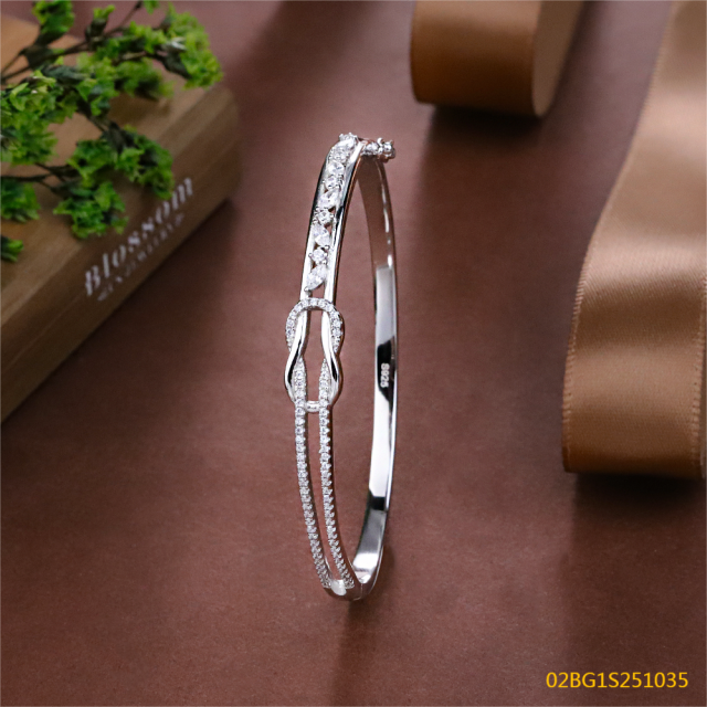 Blossom CS Jewelry 925 Silver Bangle Infinity Knot Zirconia Interlock Closed Bangle For Women Party