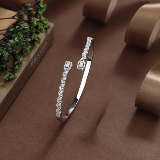 Blossom CS Jewelry Twist Chain Square Halo 925 Sterling Silver Open Bangle For Women Inlaid Cubic Zirconia Bracelet Gift