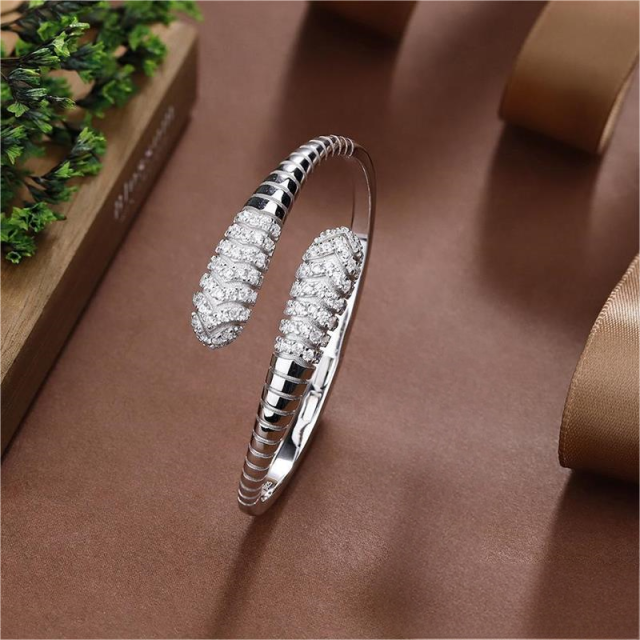 Blossom CS Jewelry Textured Curve 925 Sterling Silver Bangle Jewelry Accessory For Women Inlaid Cubic Zirconia