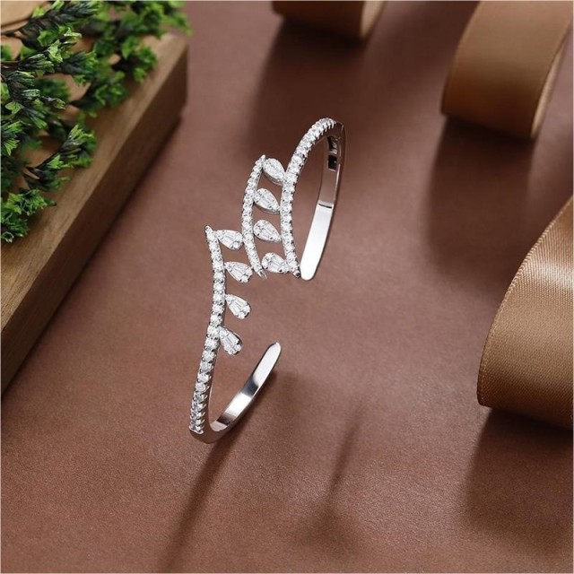 Blossom CS Jewelry Teardrop Leaf 925 Sterling Silver Open Bangle For Women Inlaid Cubic Zirconia