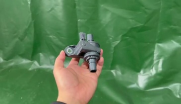 2017 C-HR Water Valve Electronic Water Pump