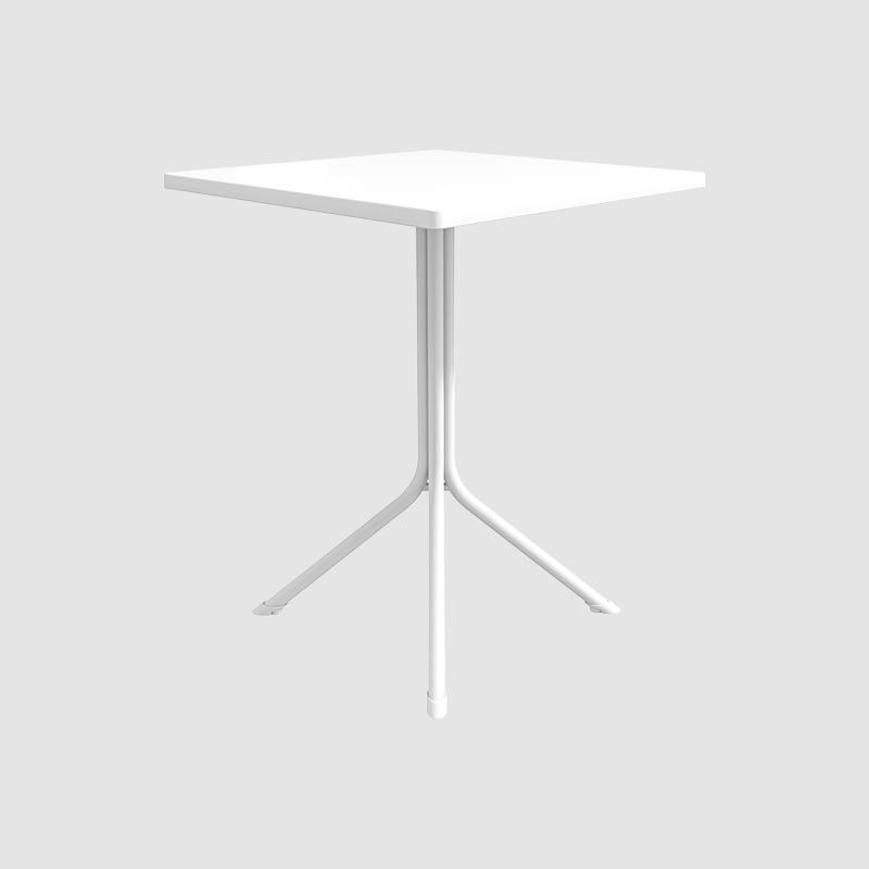 OUTDOOR TABLE