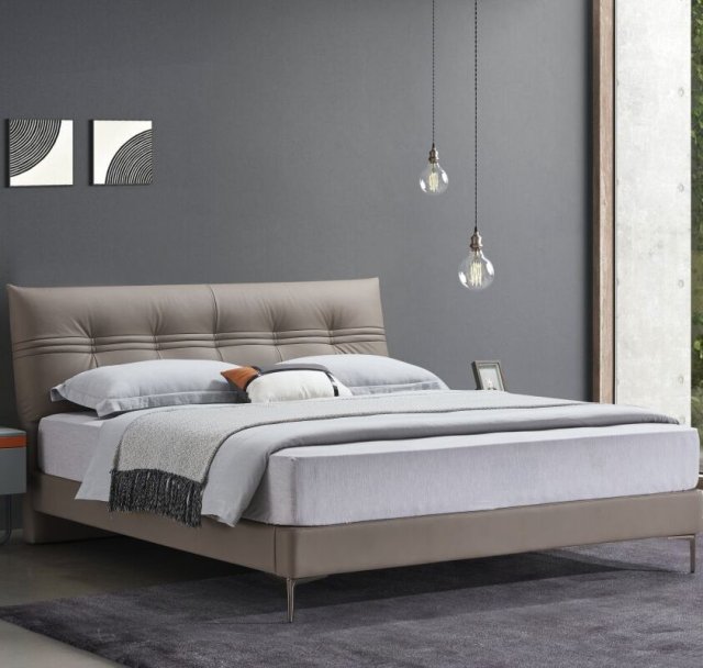 Modern Italian Design Solid Wood high-end King Size genuine Leather Bed for bedroom