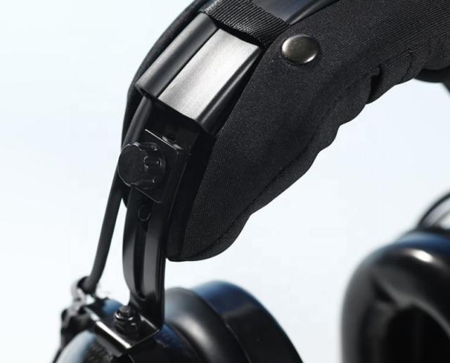 AG-1 Ultra-Light Carbon Fiber Aviation Headset for Fix Wing