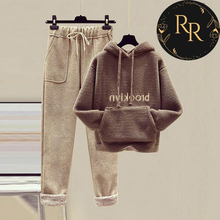 【送料無料】rrstyleレディース 無地フード付きポケット付き刺繍ボウタイセットアップ