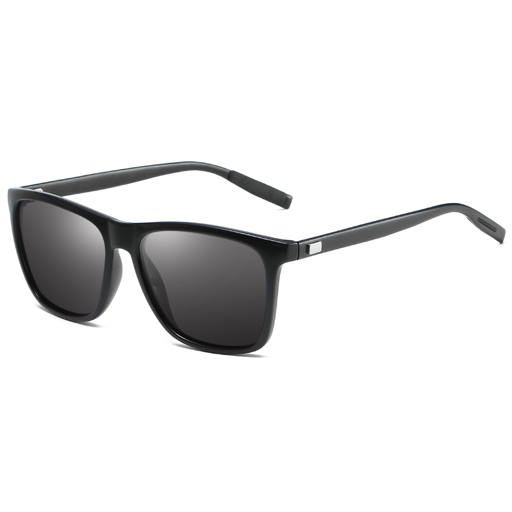 Wholesale His and Hers Matching Sunglasses for Couples Beach Vacation Shades Plastic Square Fashion Polarized Glasses with Aluminium Arms