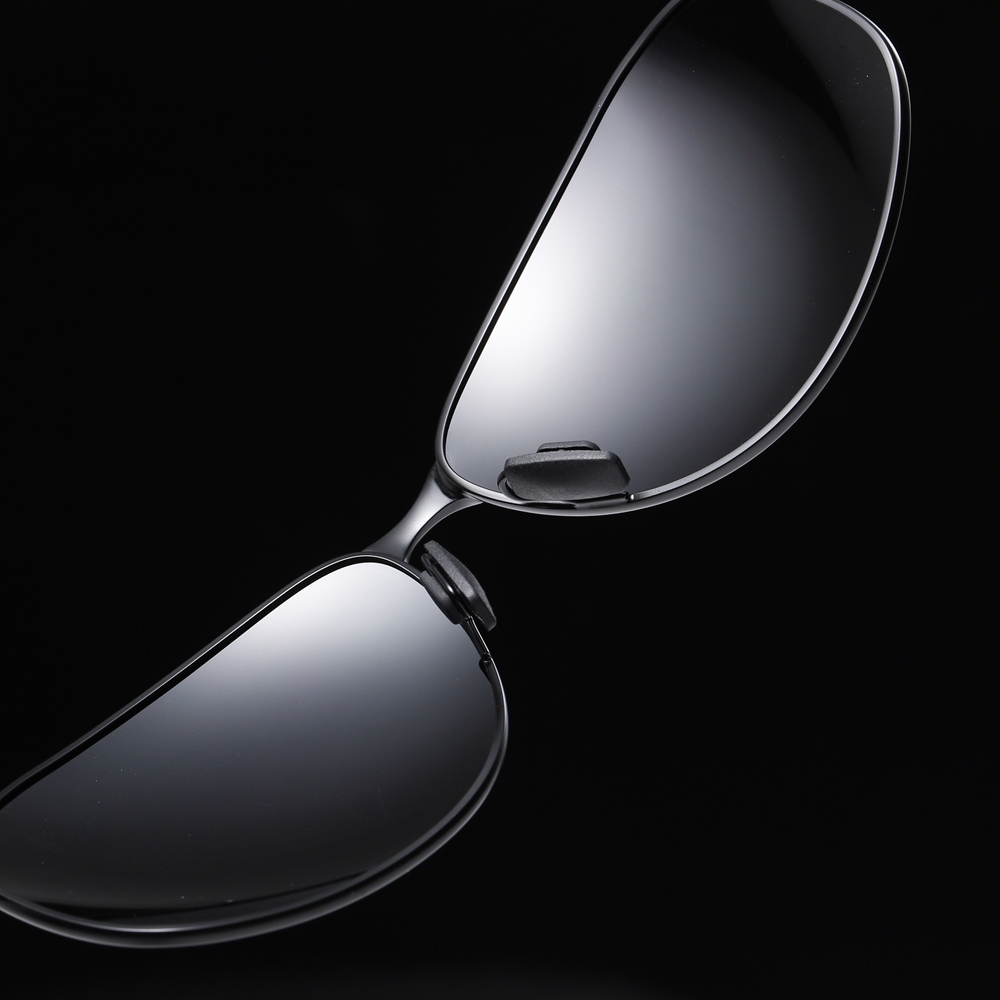 Wholesale Durable Metal Wrap Around Sports Oval Sunglasses for Men's Affordable Polarized Driving Glasses Full Frame with Aluminum Temples