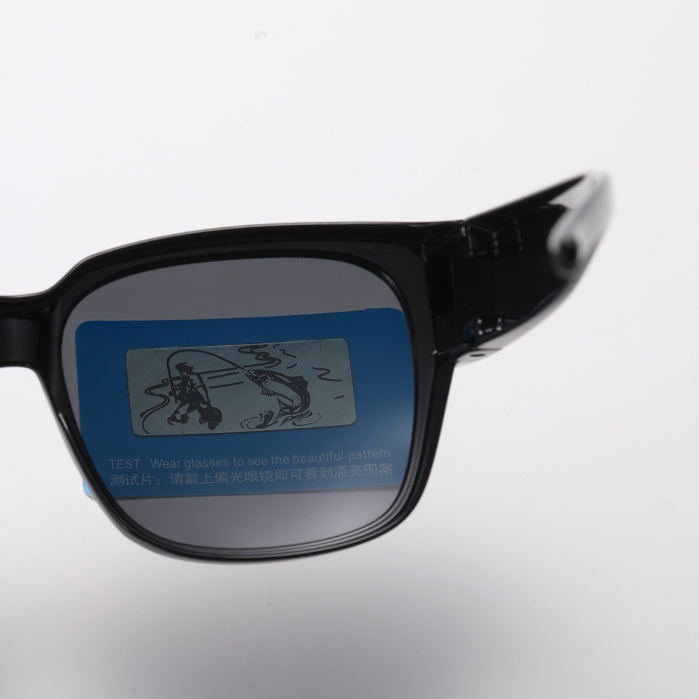 Wholesale Men's Lightweight Square Fitover Polarized Sunglass that Fit Over Prescription Glasses for Fishing Womens Driving Cover Over sunglasses