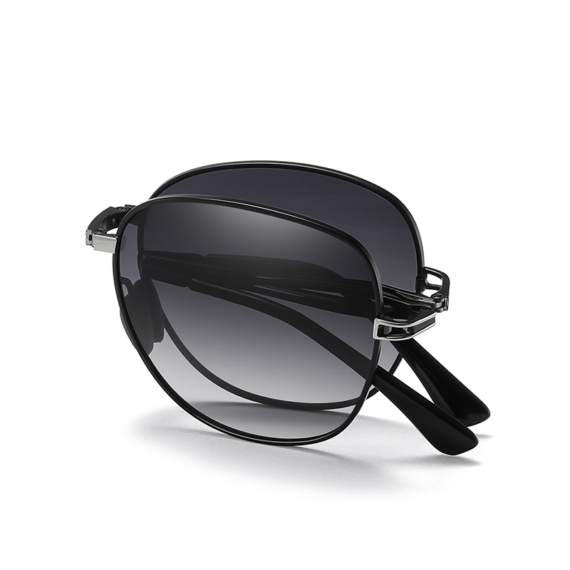 Wholesale Ladies Single Bridge Aviator Folding Polarized Glasses for Women's Vintage Oval Foldable Sunglasses with Rhinestones on Cut-out Temple