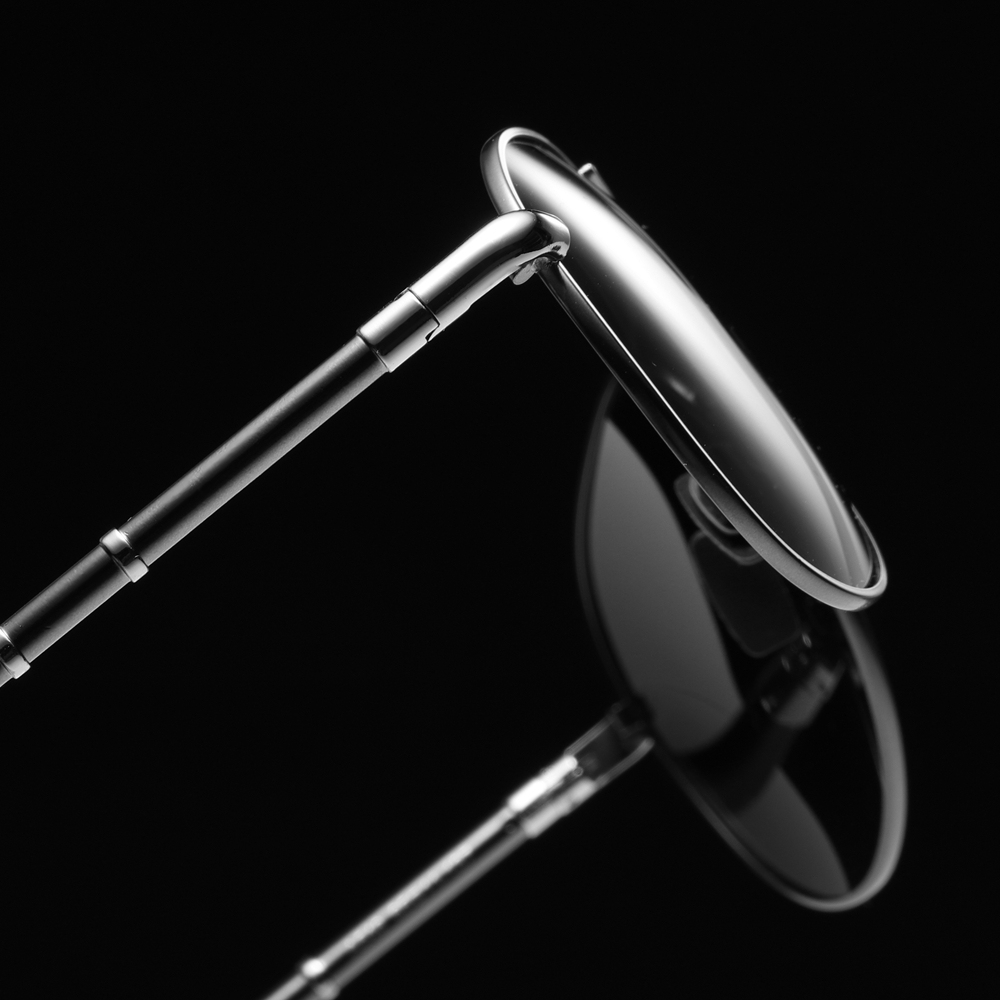 Wholesale Mens Delicate Metal Polarized Aviator Sun Glasses with Striking Nodes on Spring Temple Versatile Pilot Sunglasses for Everyday Use