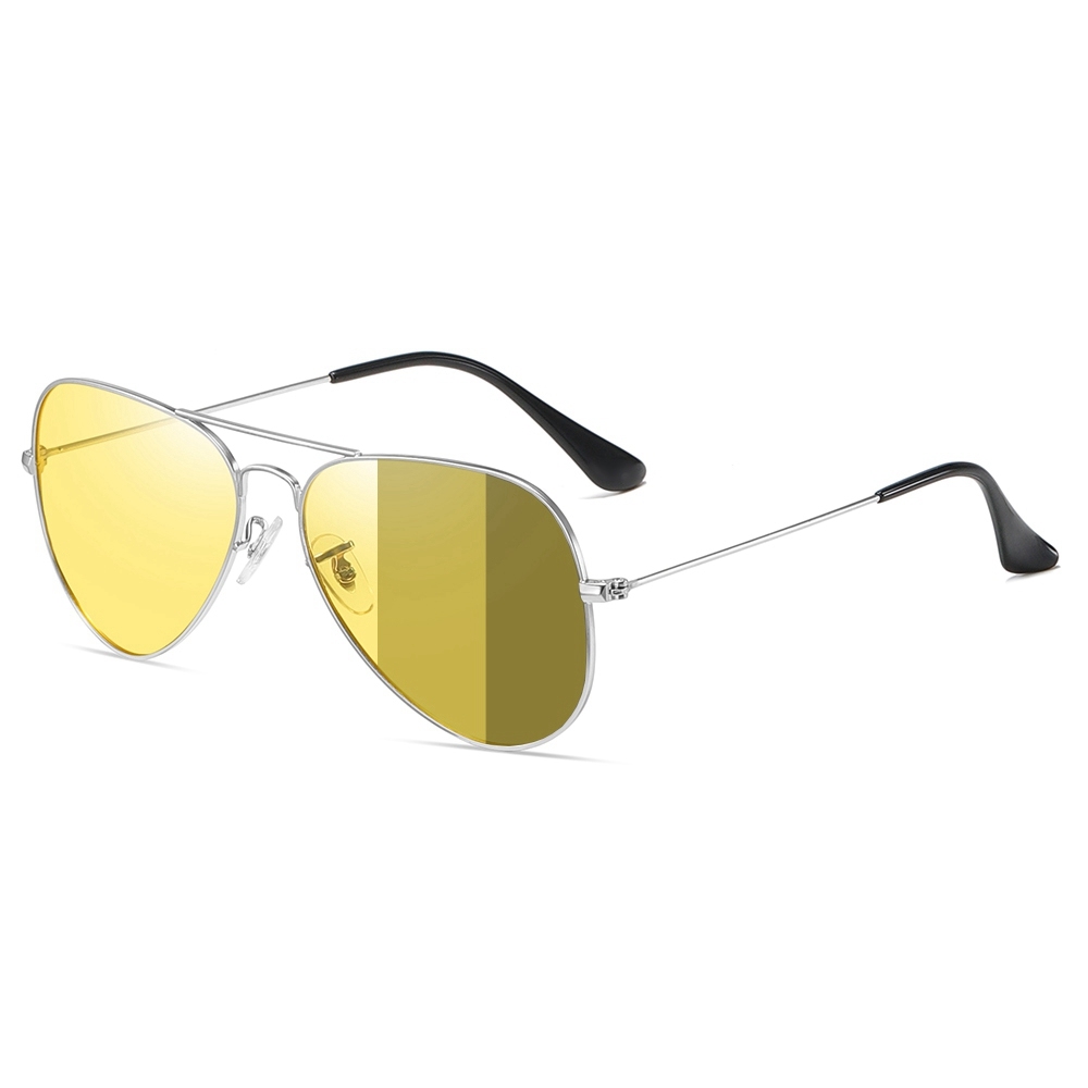 Wholesale Unisex Day and Night Anti Glare Glasses for Men Women with Light Responsive Lenses Aviator Metal Photochromic Driving Eyeglasses Online
