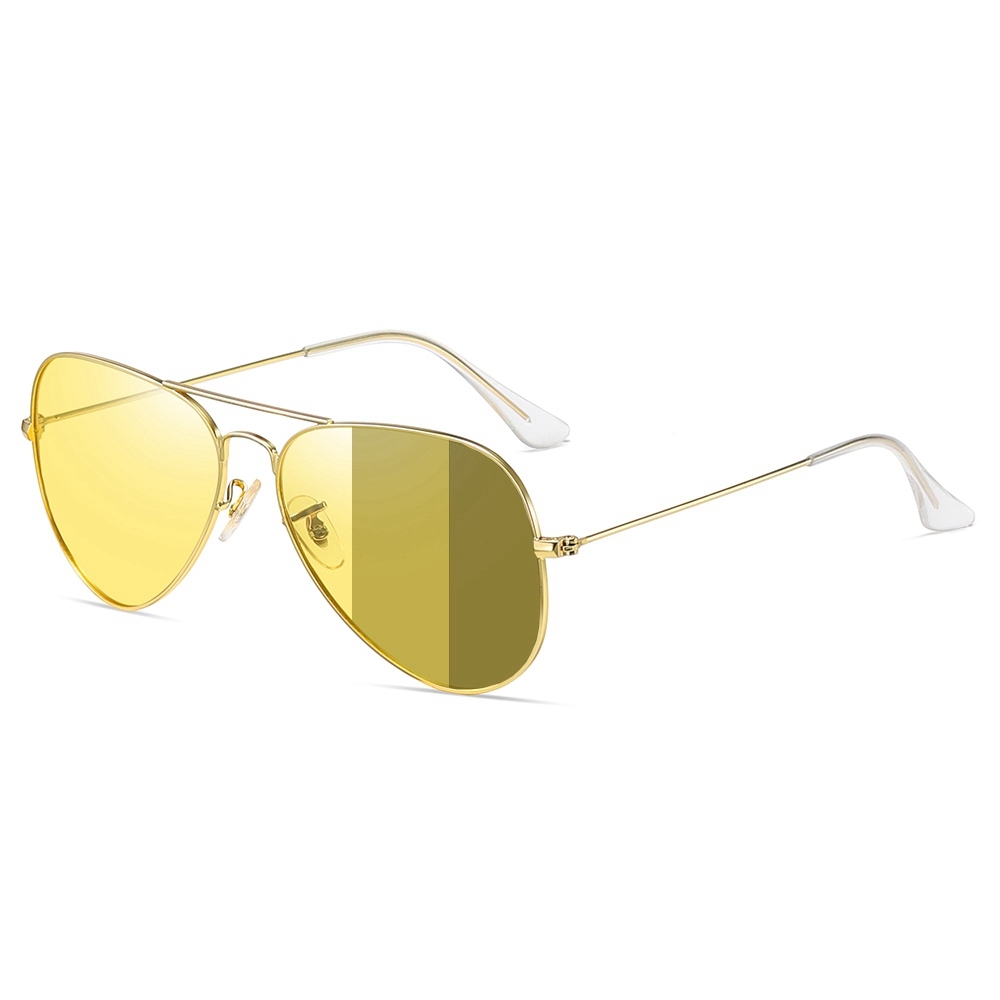 Wholesale Unisex Day and Night Anti Glare Glasses for Men Women with Light Responsive Lenses Aviator Metal Photochromic Driving Eyeglasses Online