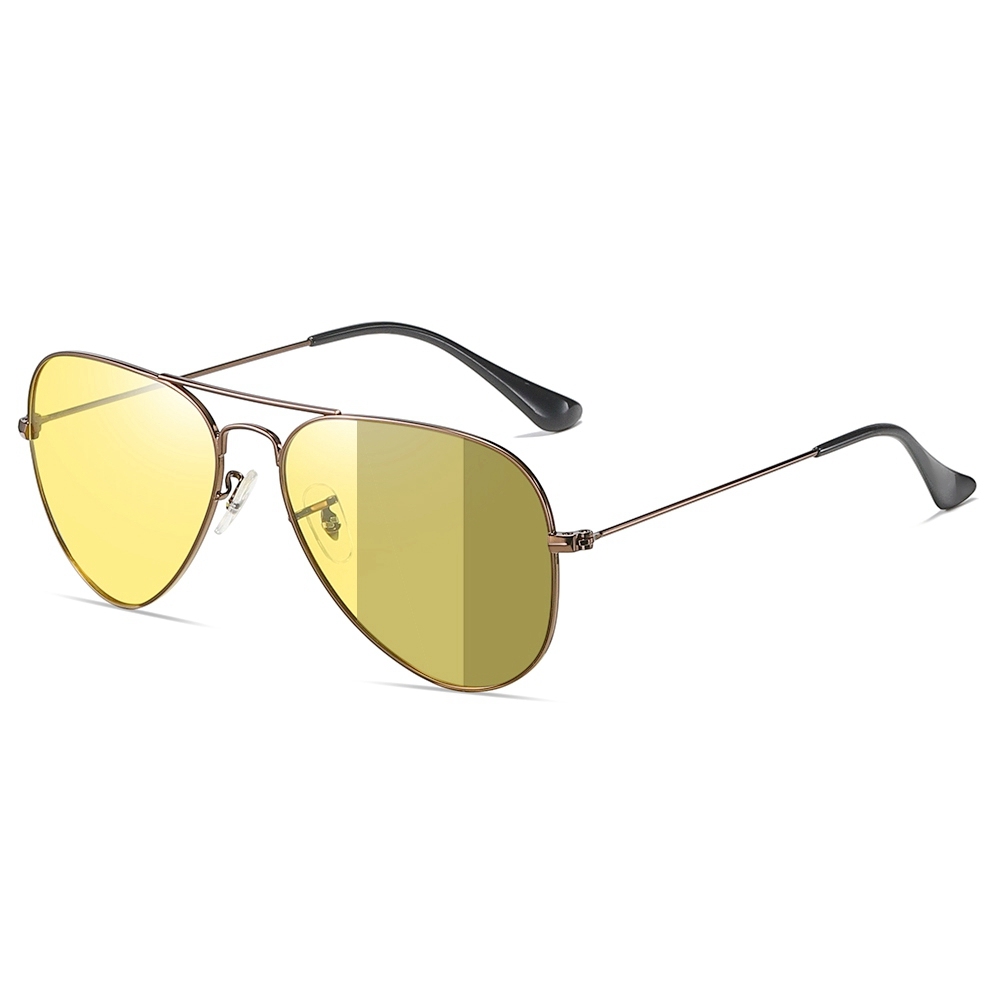 Wholesale Unisex Day and Night Anti Glare Glasses for Men Women with Light Responsive Lenses Aviator Metal Photochromic Driving Eyeglasses Online