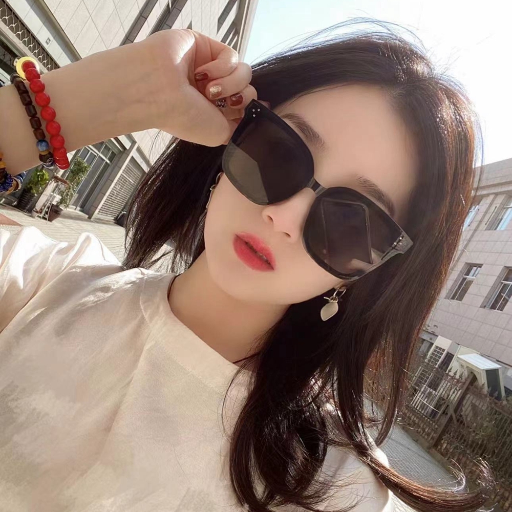Custom Korean Celebrity Style Sunglasses for Women GM Her Flatba Oversized Square Frame UV Protection Shades with Pins Acetate Eyewear Wholesale