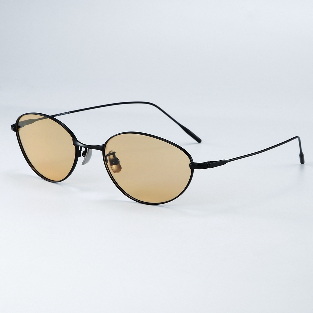 Cutom Beta Titanium Eyewear Manufacturer China Women's Petite Thin Oval Shades for Ladies Trendy Polarized Sunglasses Wholesale Online