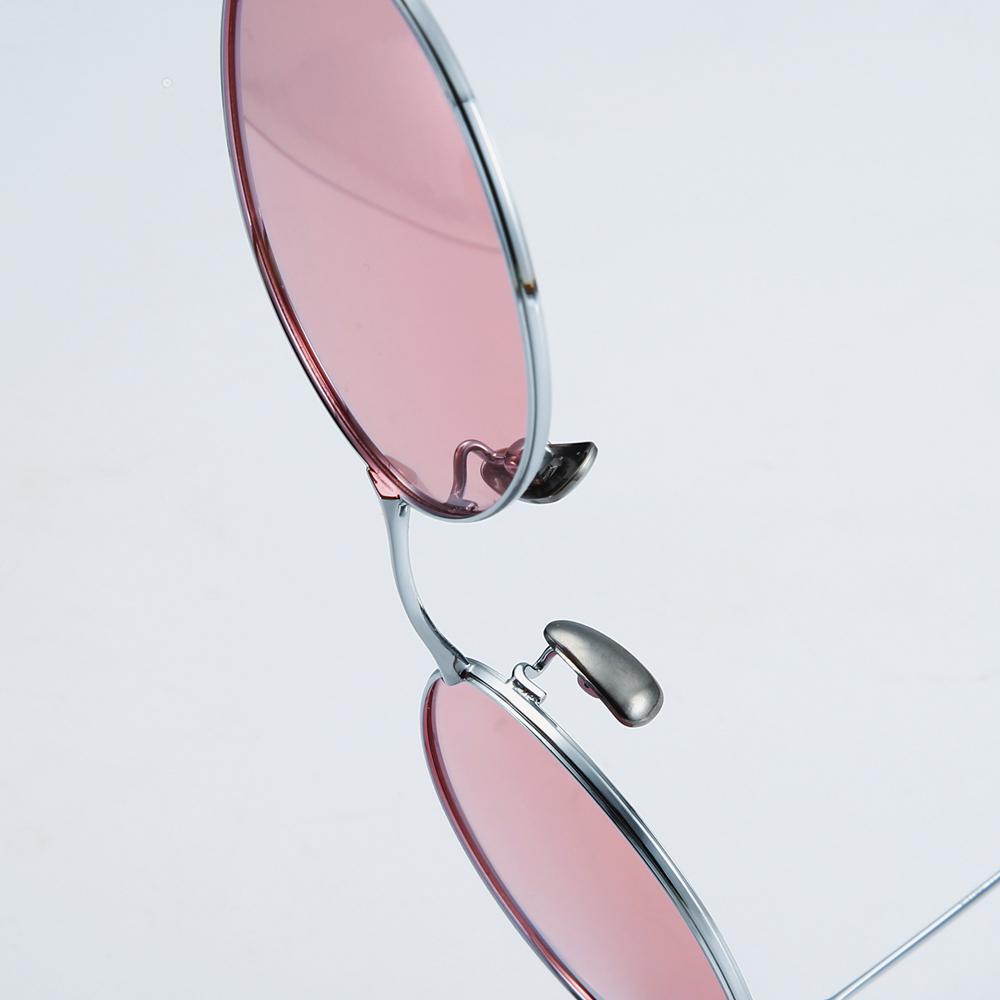 Cutom Beta Titanium Eyewear Manufacturer China Women's Petite Thin Oval Shades for Ladies Trendy Polarized Sunglasses Wholesale Online