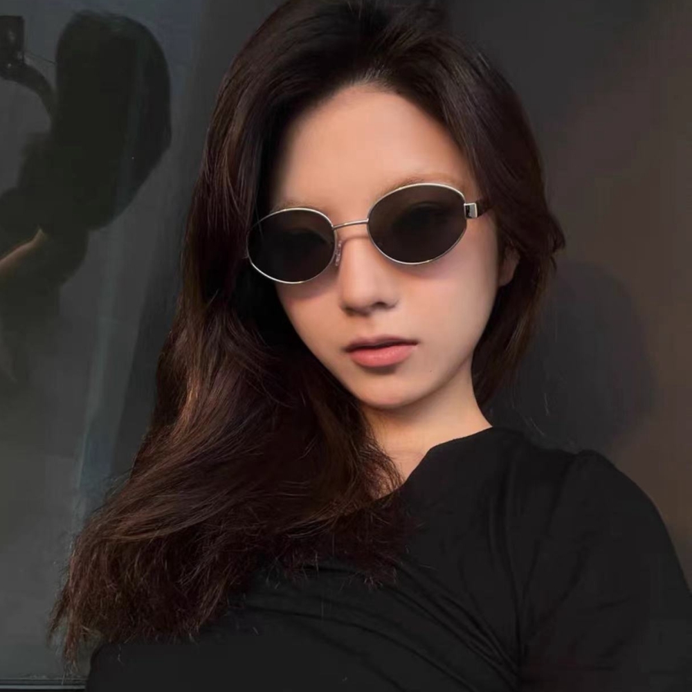 Custom Ladies Street Style Sunglasses Metal Frames with Acetate Arms Retro Oval Shades for Women's Designer Eyewear Wholesale Manufacturer