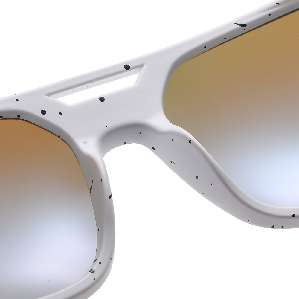 Wholesale Mountain Climbing Sunglasses with Side Shields for Outdoor Activity Protective Sports Eyewear Polarized Glacier Glasses Manufacturer