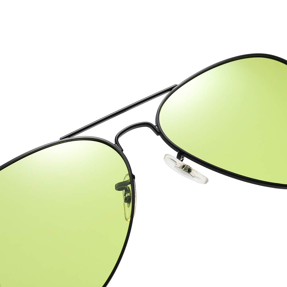 Ready Made Unisex Aviator Metal Photochromic Driving Sunglasses for Day and Night Vision Glasses with UV Color Changing Lenses Wholesale