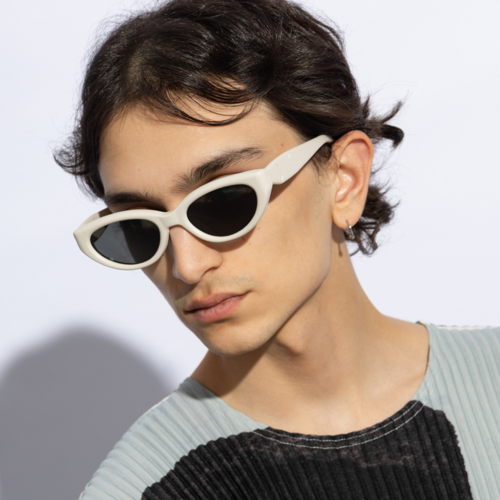 Wholesale High-Fashion Elegance Winged Sunglasses Men's Modern Cat Eye Shades for Ladies Premium Cellulose Acetate Eyewear Manufacturer China