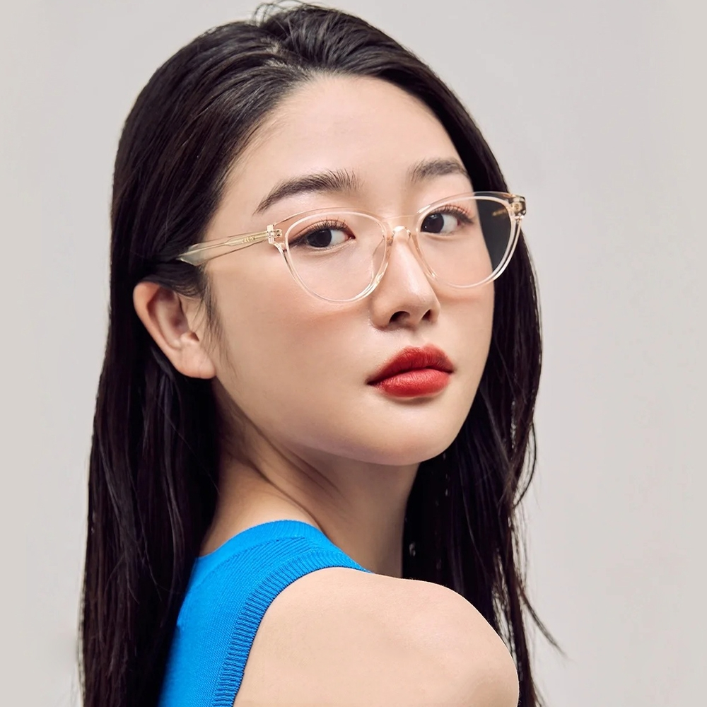 Wholesale Premium Horn-Rimmed Cat-Eye Glasses for Women Blue Light Blocking Eyeglasses Handcrafted Acetate Optical Frame Manufacturer in China