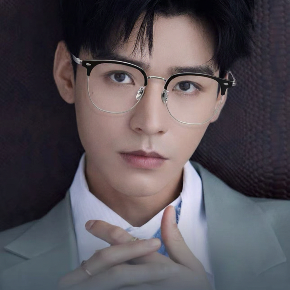 Wholesale Vintage Round Browline Eyeglasses with Rivets Pure Titanium Spectacle Frames for Office Men Intellectual Prescription Glasses Supplier