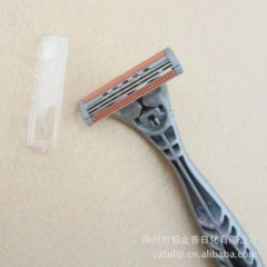 one-time shaving knife (东莞市超白化工贸易有限公司)
