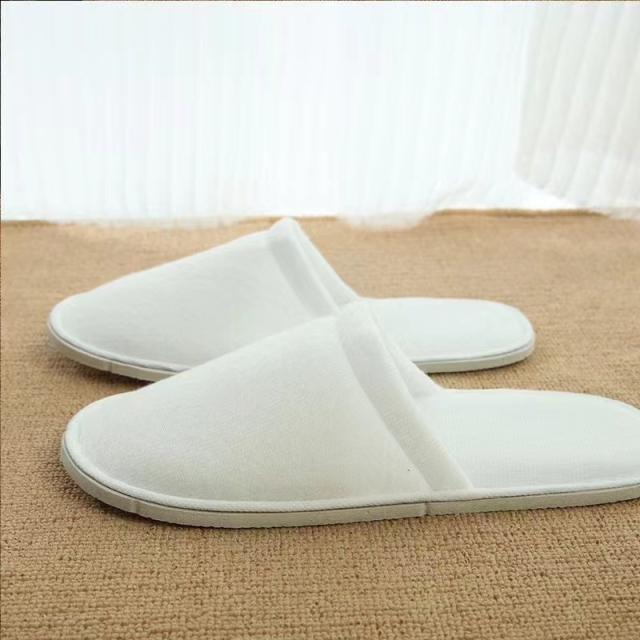 Environmental, sanitary epidemic prevention and disinfection, one-time wool slippers  (东莞市超白化工贸易有限公司)