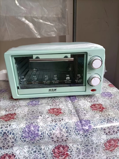 Family environmentally friendly oven (东莞市超白化工贸易有限公司)