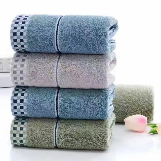 High-end cotton thickened and increasing color towel bath towel(东莞市超白化工贸易有限公司)
