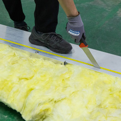 Ideal for cutting mineral wool easily, accurately and safely