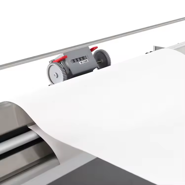 MINOVA pasting machines cover wallpaper widths of up to 85cm