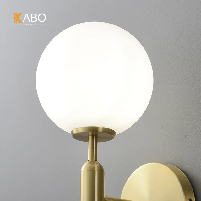Cheap Indoor Home Decor Ball Wall Lamps Gold Metal Sconces Wall Light Hotel Bedroom Bedside Modern Luxury Glass Wall Lamp
