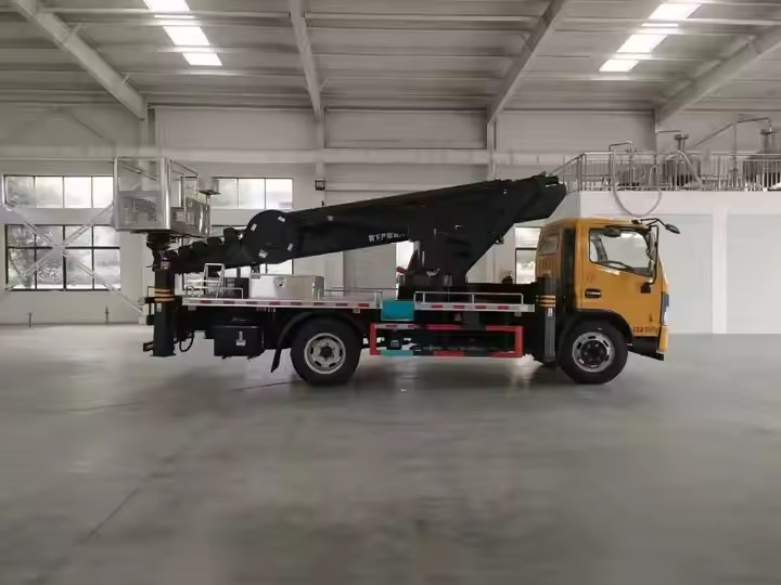 Truck Mounted Aerial Work Platform 36m Aerial Work Truck Hydraulic Boom ...