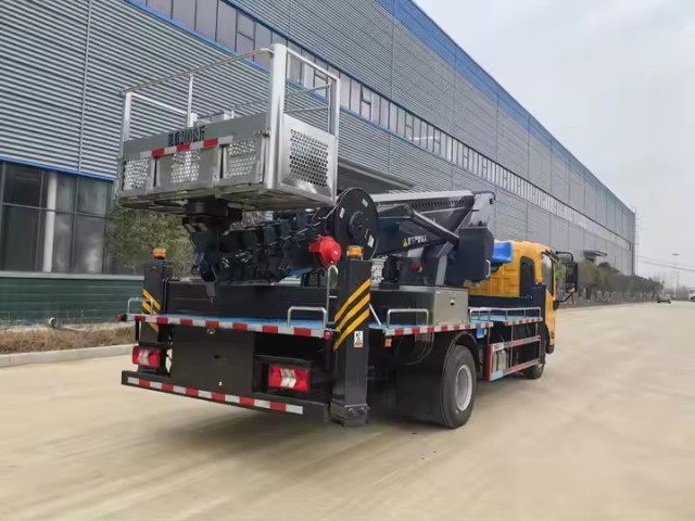 Truck Mounted Aerial Work Platform 36m Aerial Work Truck Hydraulic Boom ...