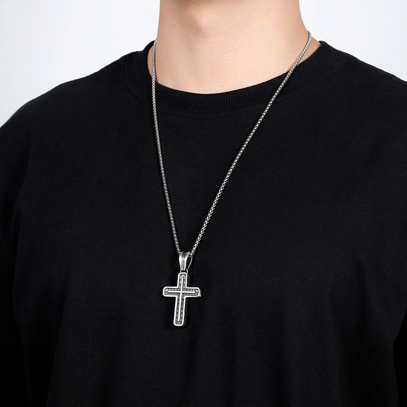 EVBEA Cross Pendant Necklace