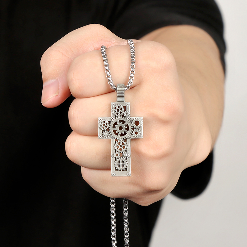 EVBEA Steam Peng Hollow Gear Square Plate Pendant Necklace